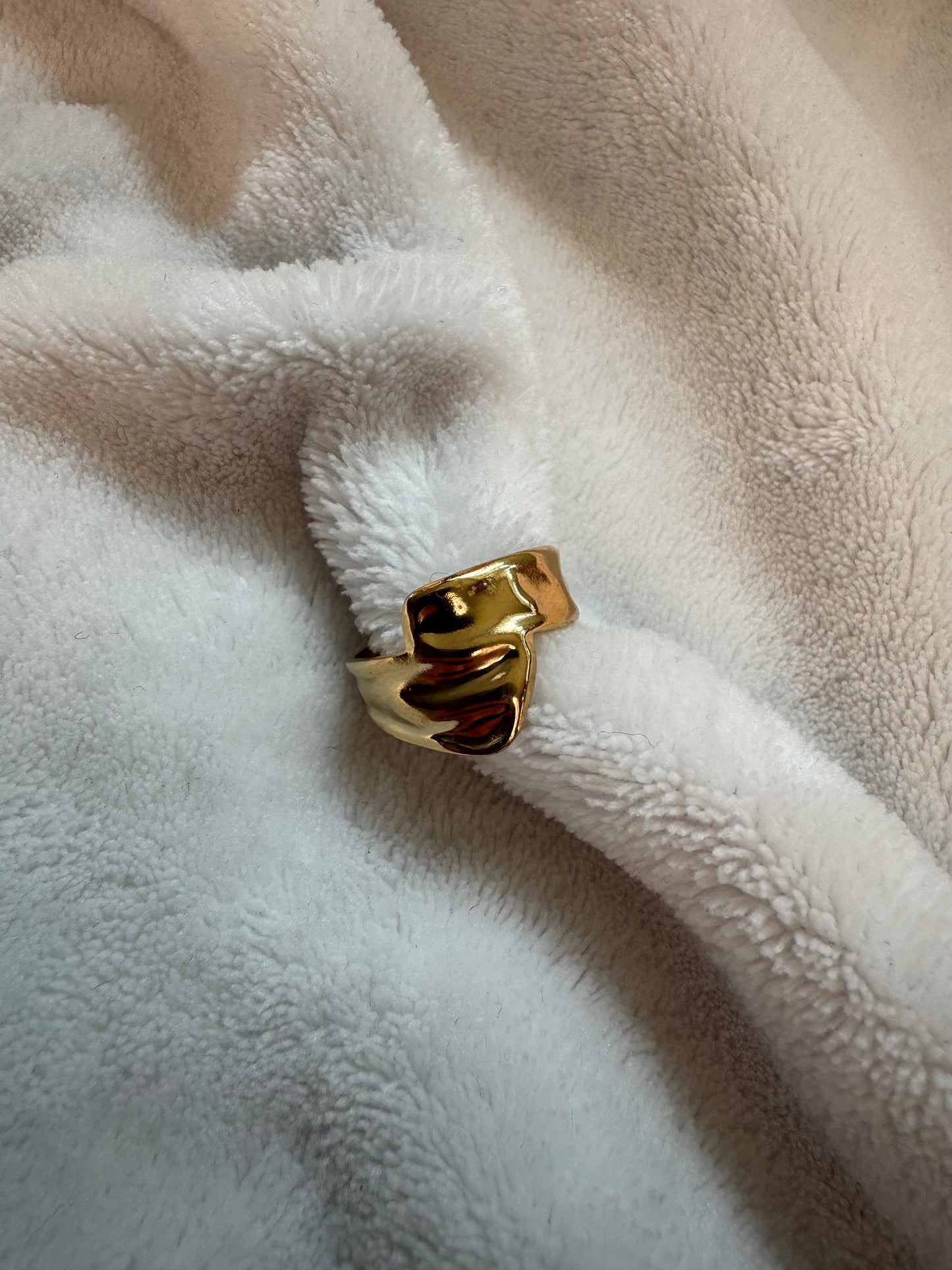 “Louise” ring
