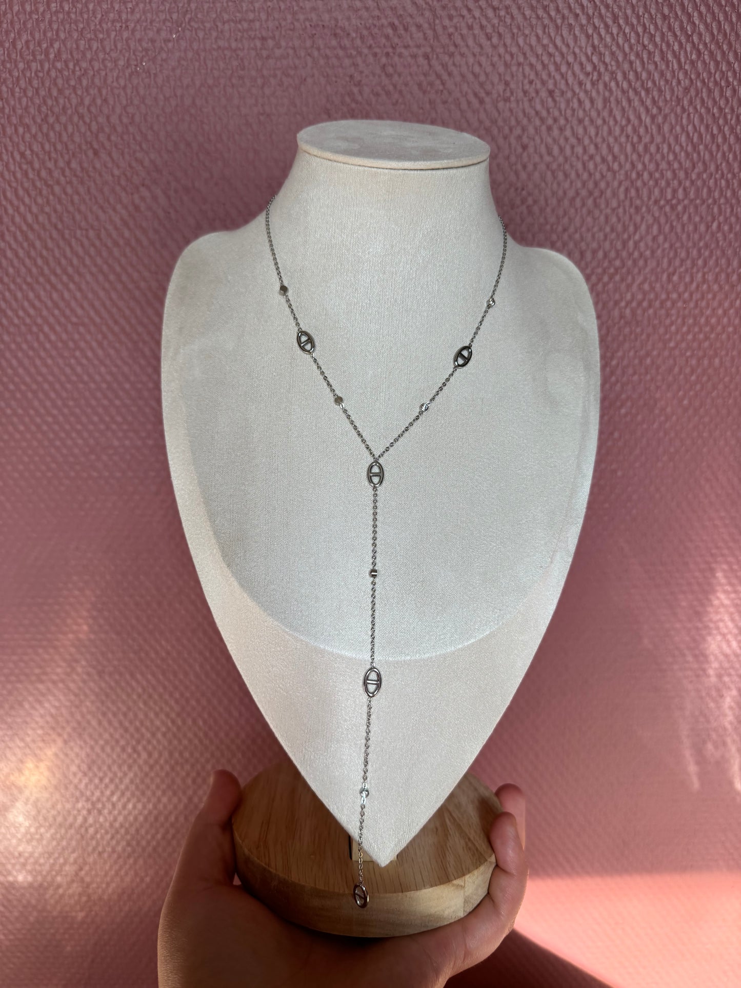 Long necklace “Liora” in silver