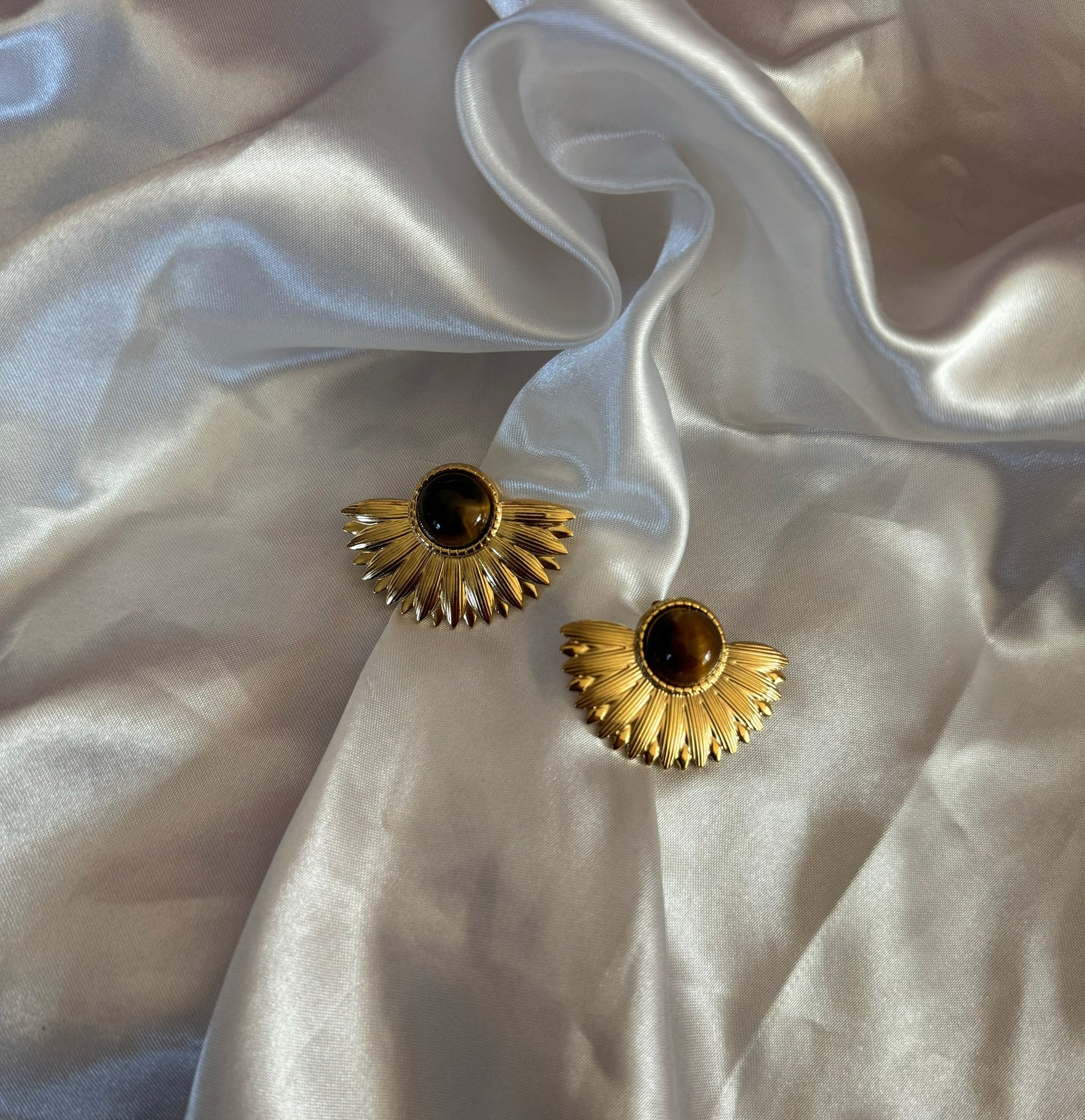 Boucle d’oreille “cleo”