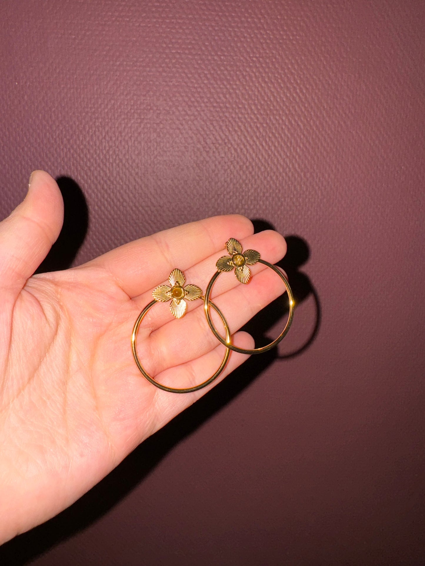 Boucle d’oreille “fleur ronde”