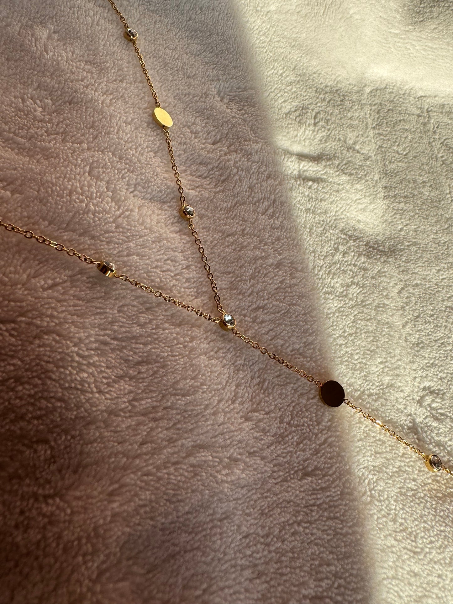 “Sarah” long necklace