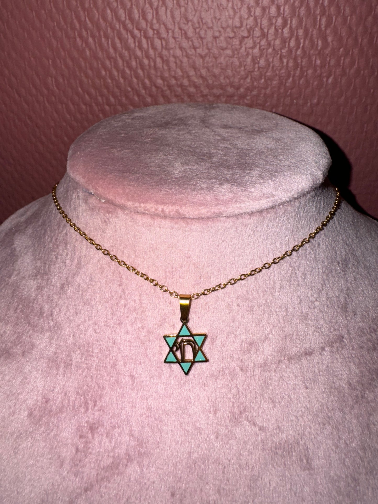 Collier Magen David avec hai