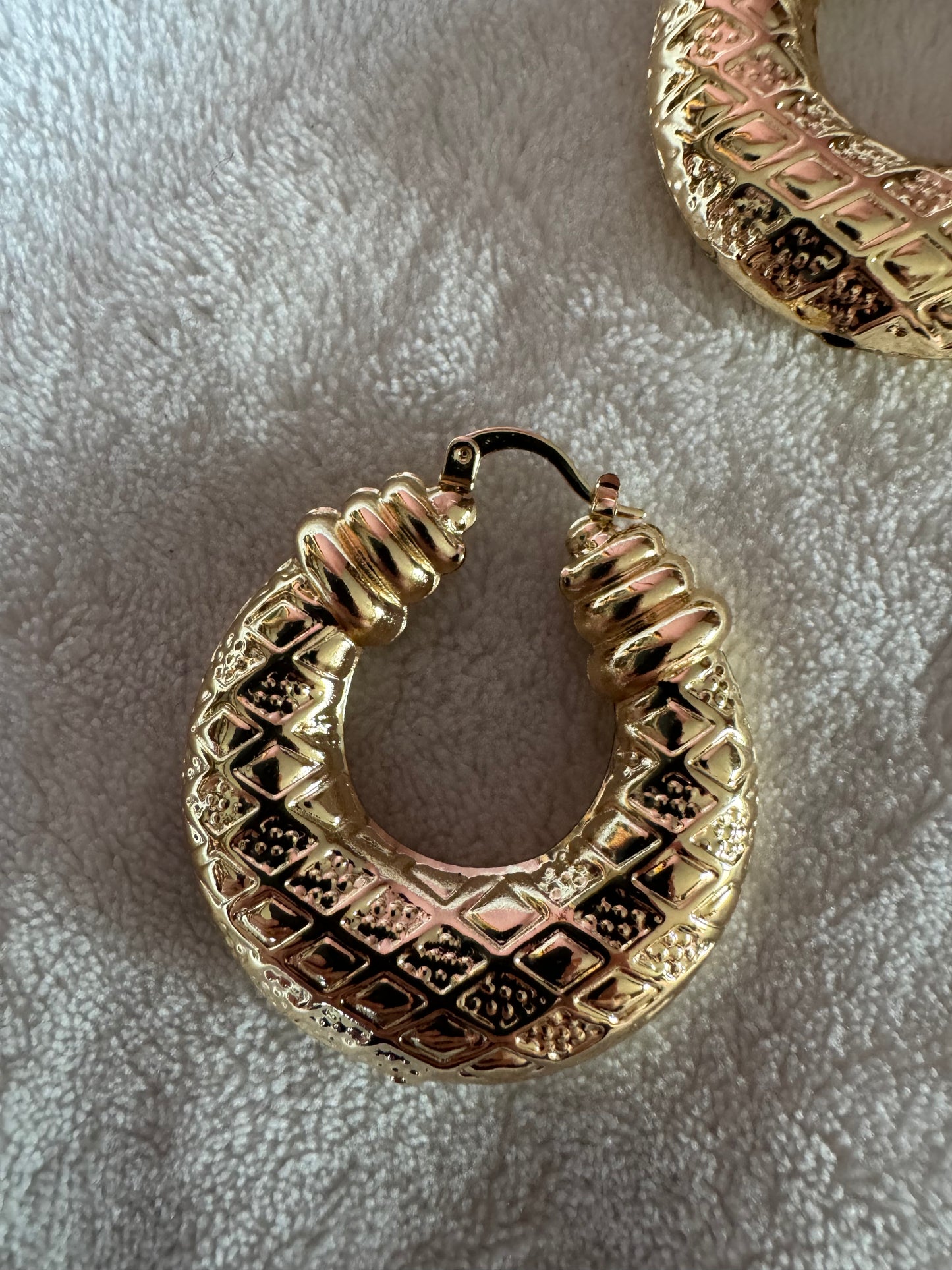 Drop earrings