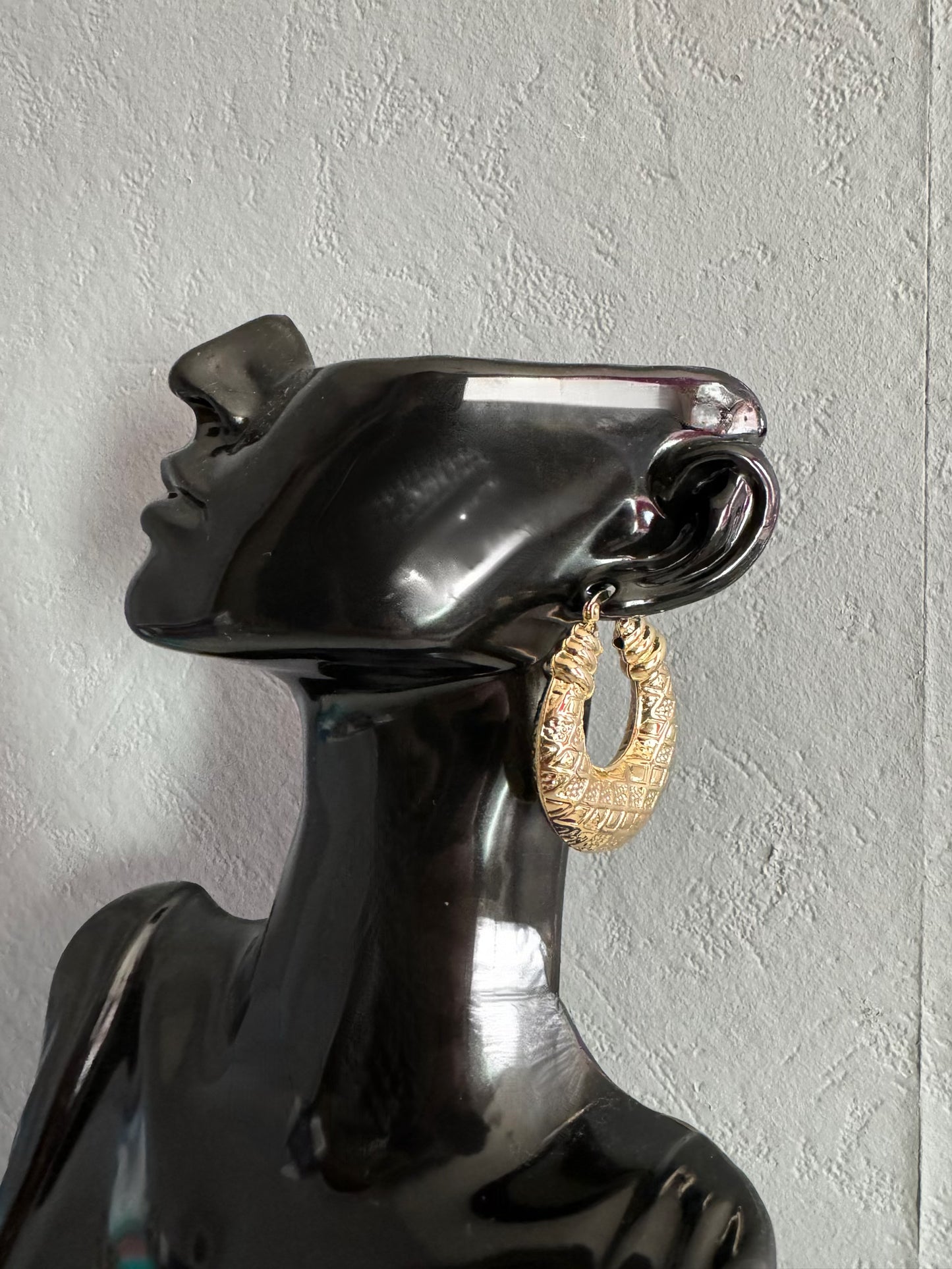 Drop earrings