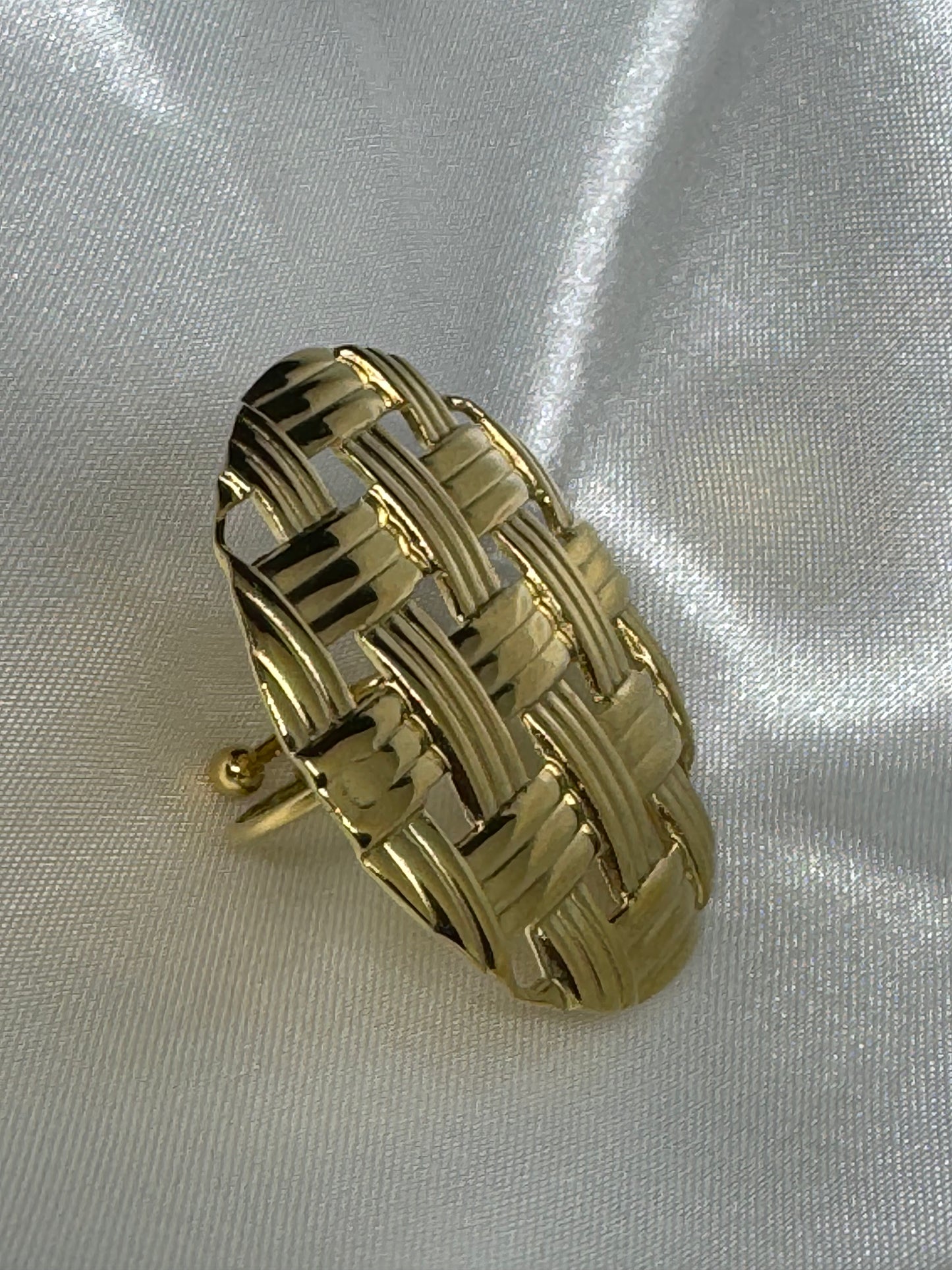 "Cassandra" ring