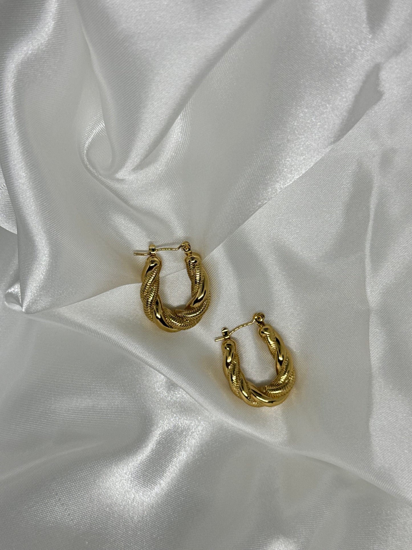 "Twisted Creole" earring