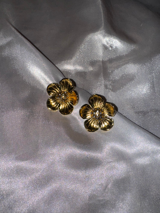 Boucle d’oreille « fleur »