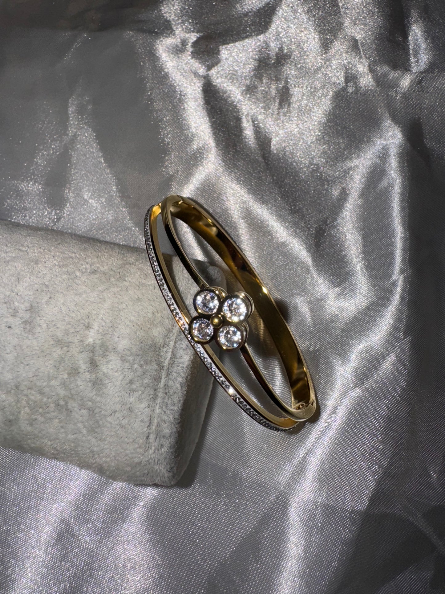 Bracelet fleur paillette