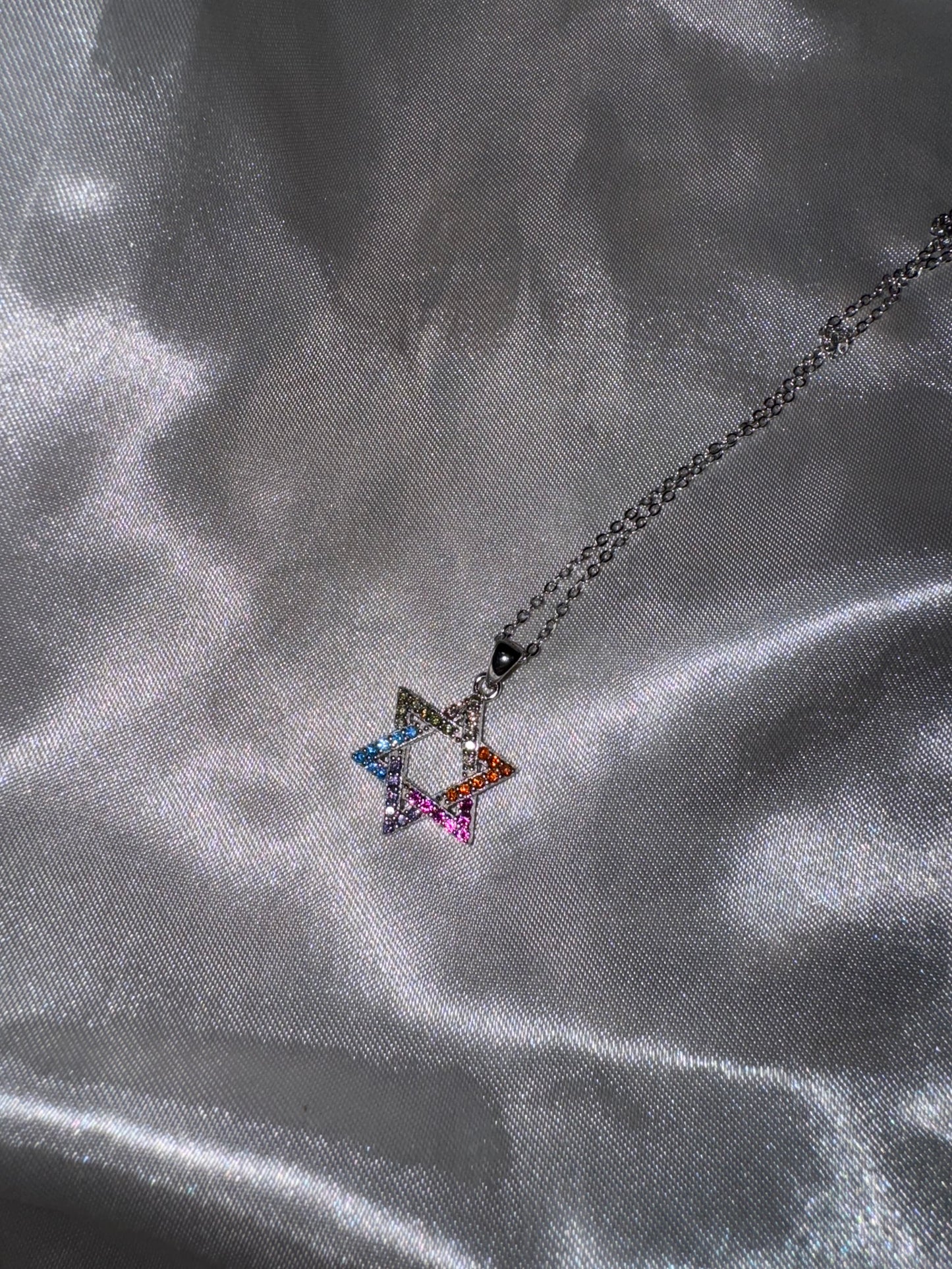 Collier multicolore étoile de David
