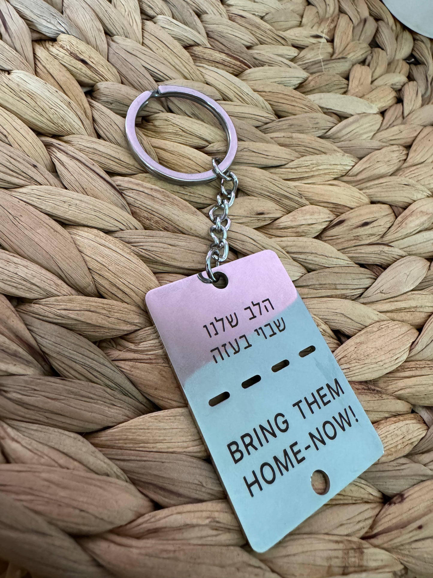 Porte-clé “Bring them home”