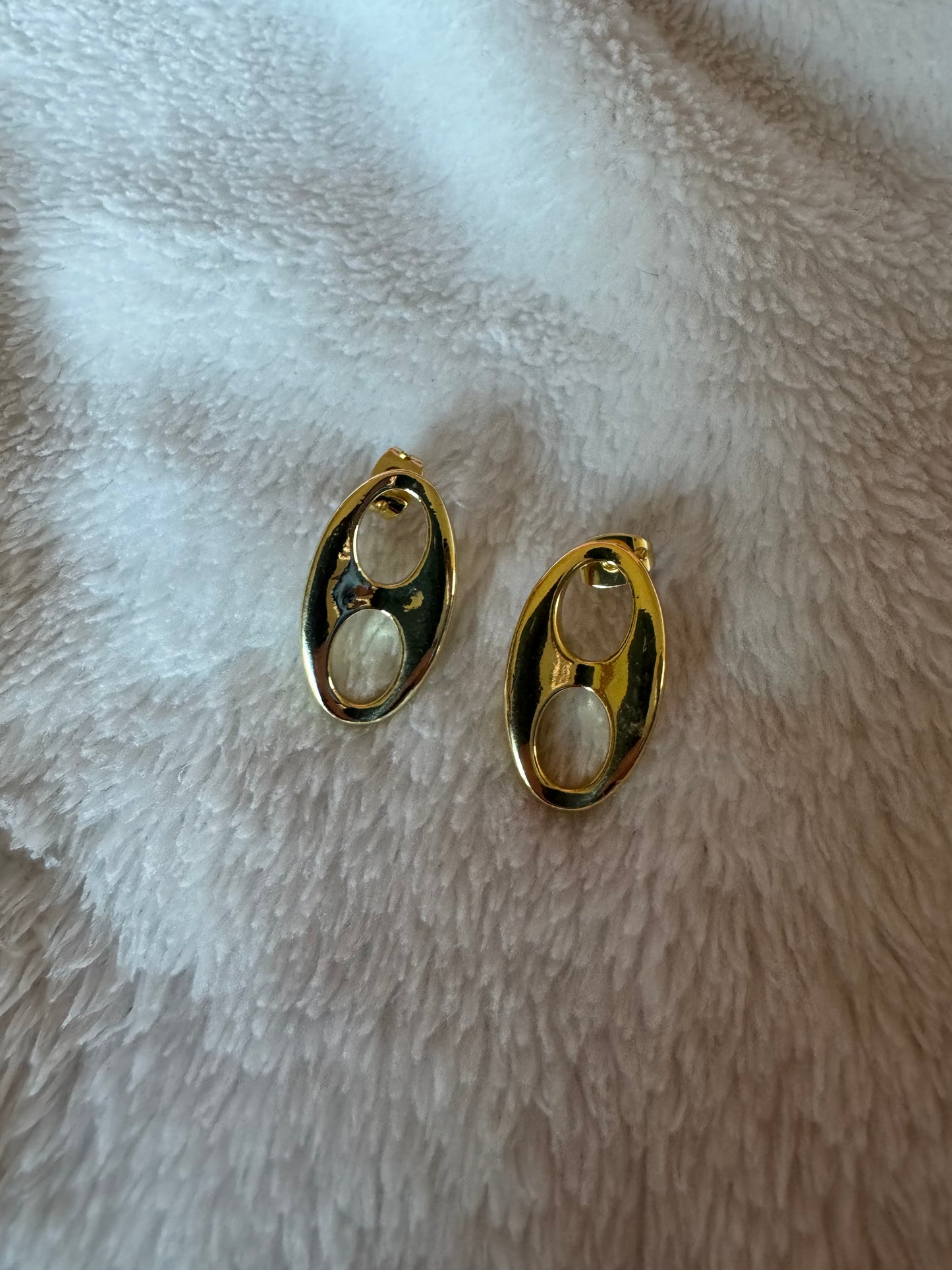 Boucles d’oreilles
 "Anissa"